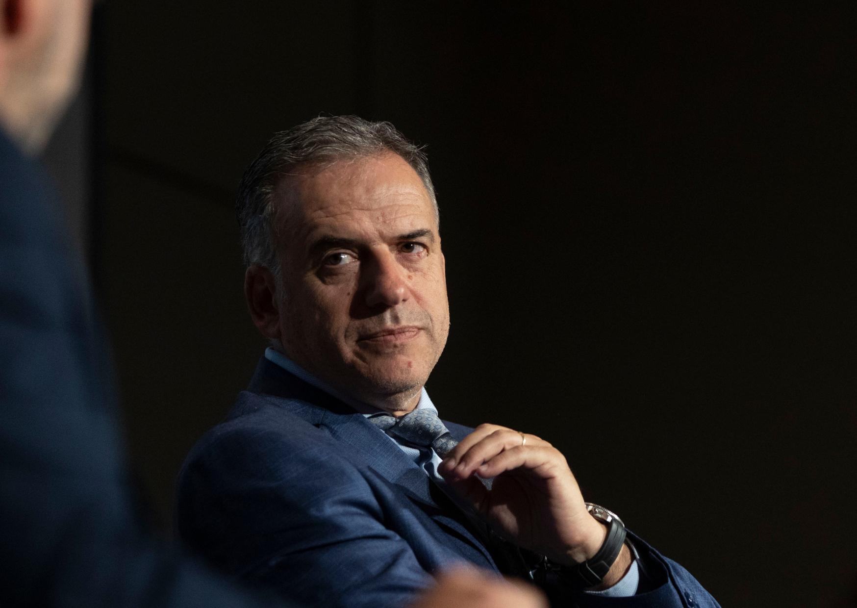 Evaluación del presidente Orsi: 36% aprueba, 36% desaprueba