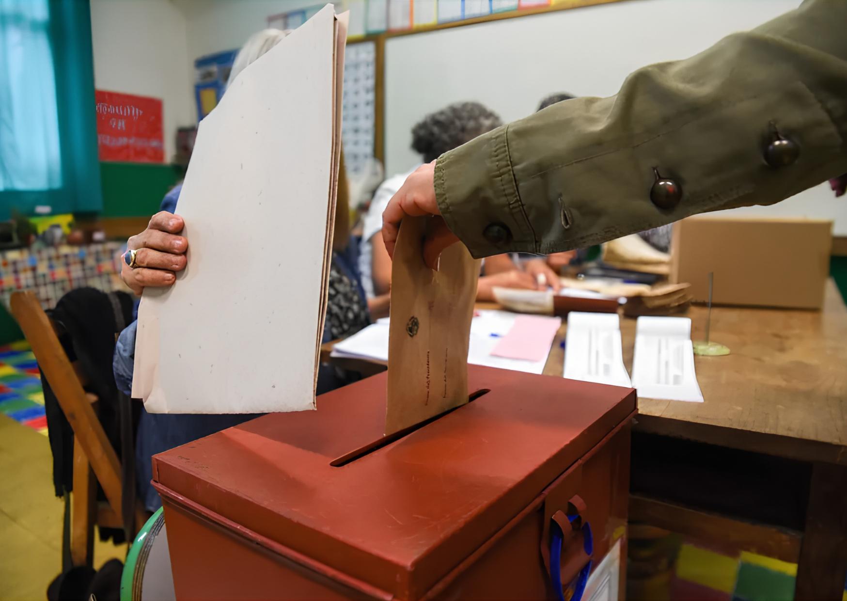 Según Latinobarómetro, dos tercios de los uruguayos creen que la democracia es la mejor forma de gobierno, pero solo la mitad está satisfecha con su funcionamiento